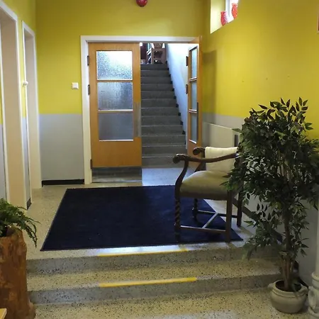 דירה Henseid Skole Hennseid